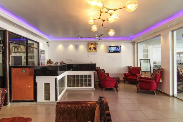 Eestee Rest Colombo Exterior photo