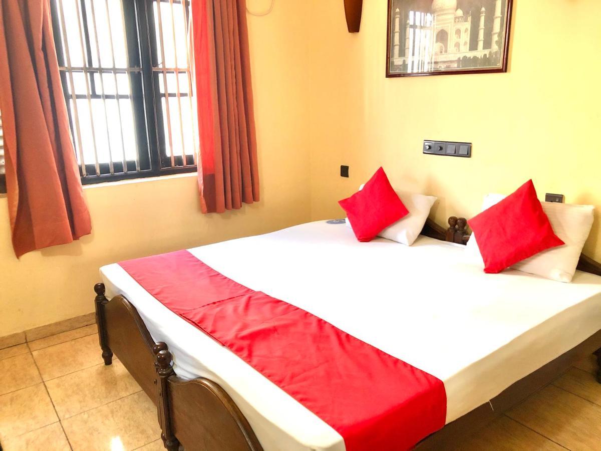Eestee Rest Colombo Exterior photo